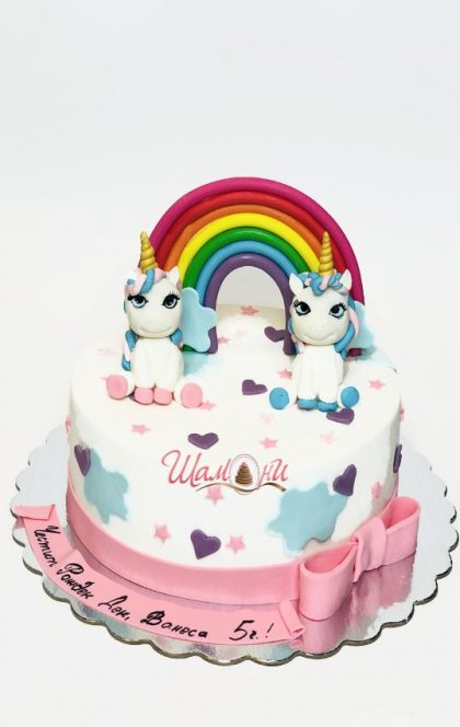 girls-cake